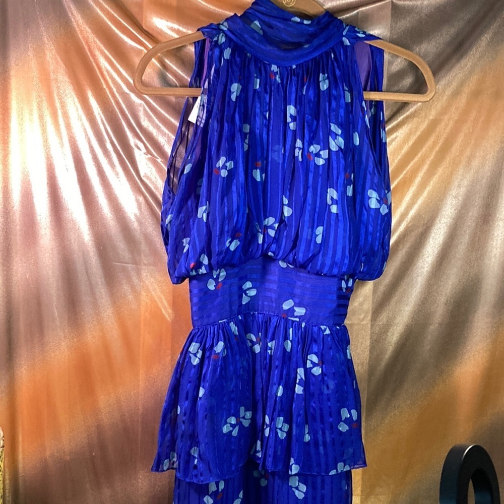 Vintage 1980’s bright blue silk backless dress size‎ S. 34” chest 201